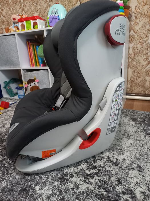 Дитяче автокрісло Britax Römer King