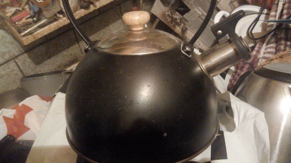 чайник эмалерованный  и  нержавейка