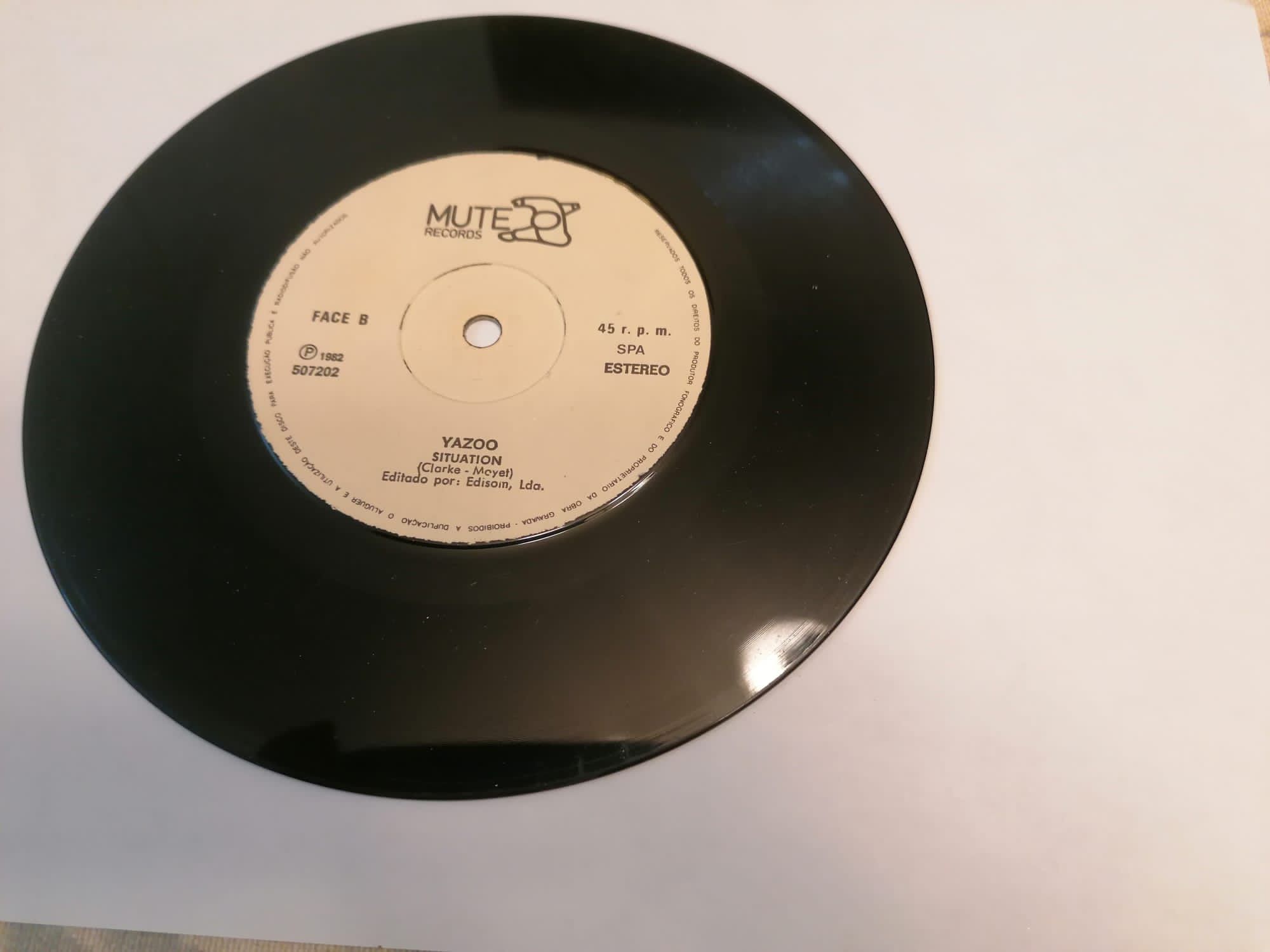 Vinil de Yazoo 2 lugar em Inglaterra