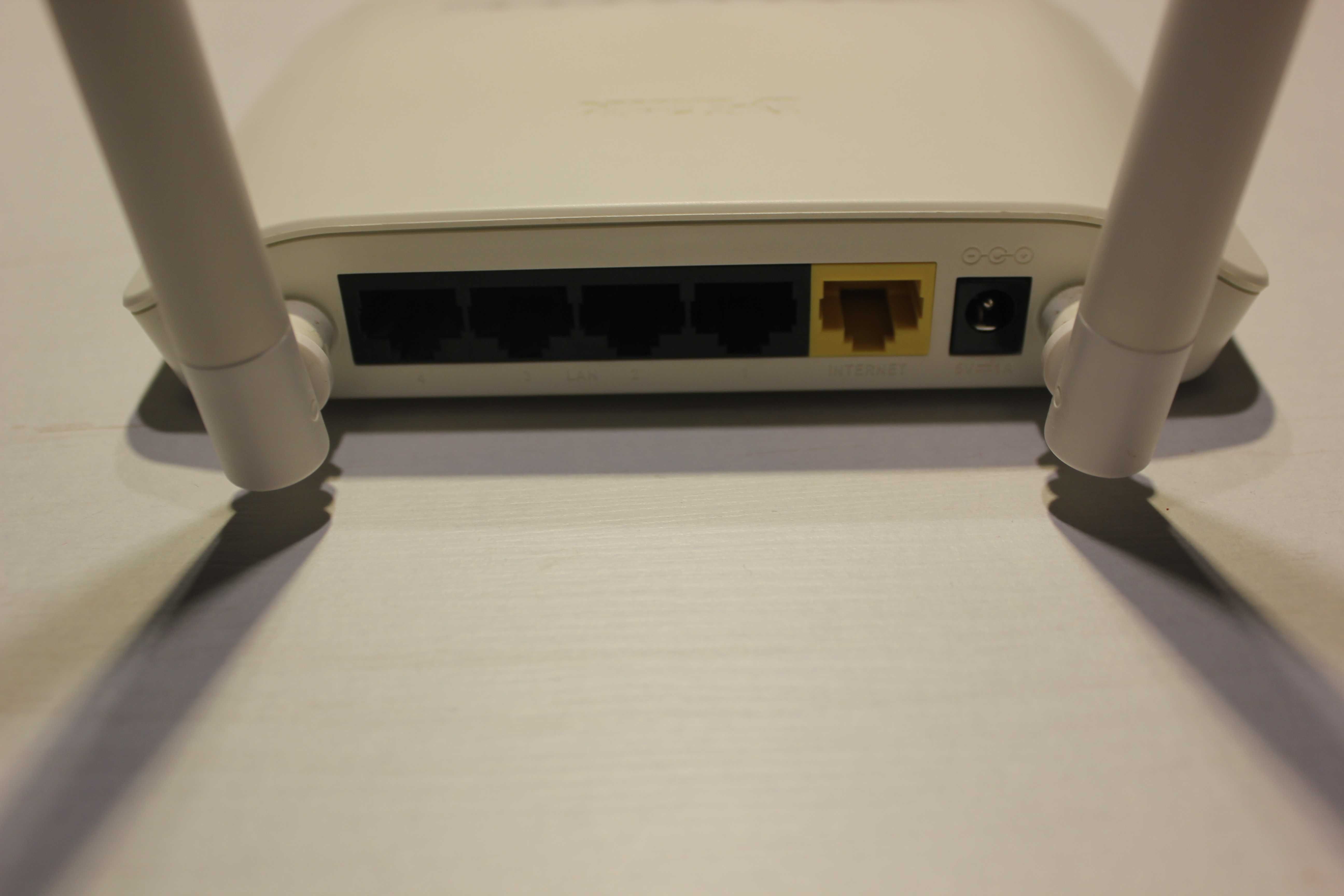 Router D-link Wi-Fi GO-RT-AC750 (802.11a/b/g/n/ac 750Mb/s) DualBand