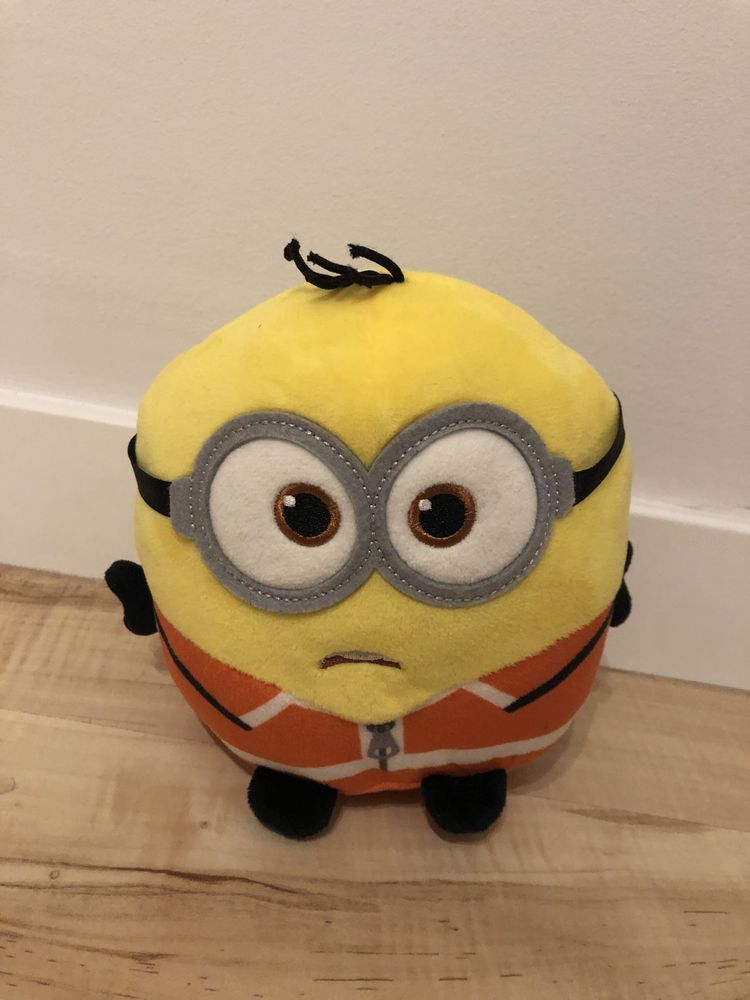 Minionki Minions zabawki pluszaki