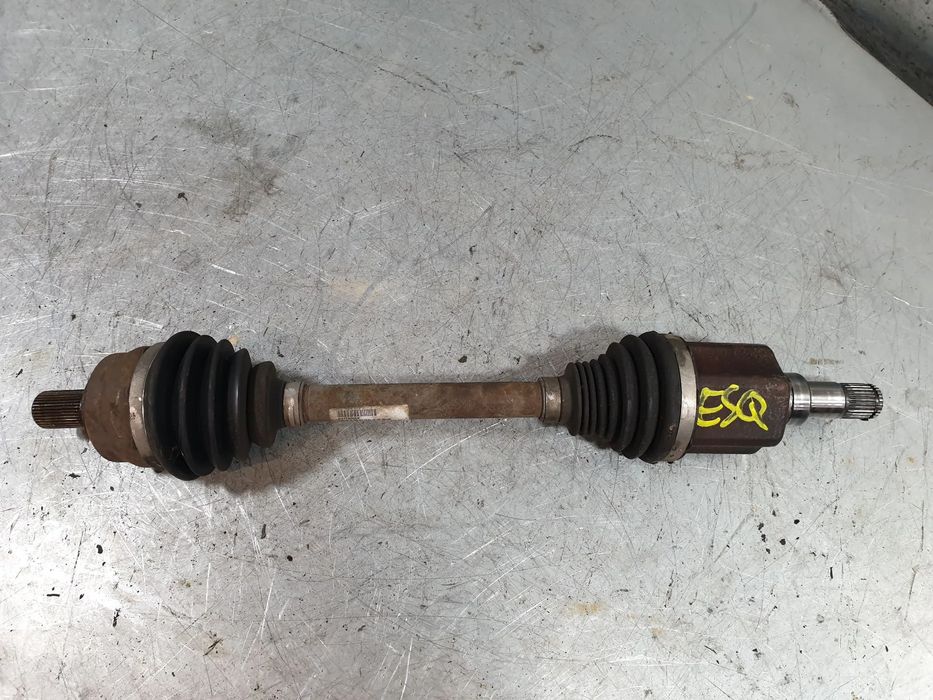 Transmissão frente esquerda VOLVO V40 Hatchback