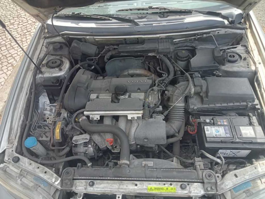 Volvo V40 1.6 com 164mil KM - 1 dono
