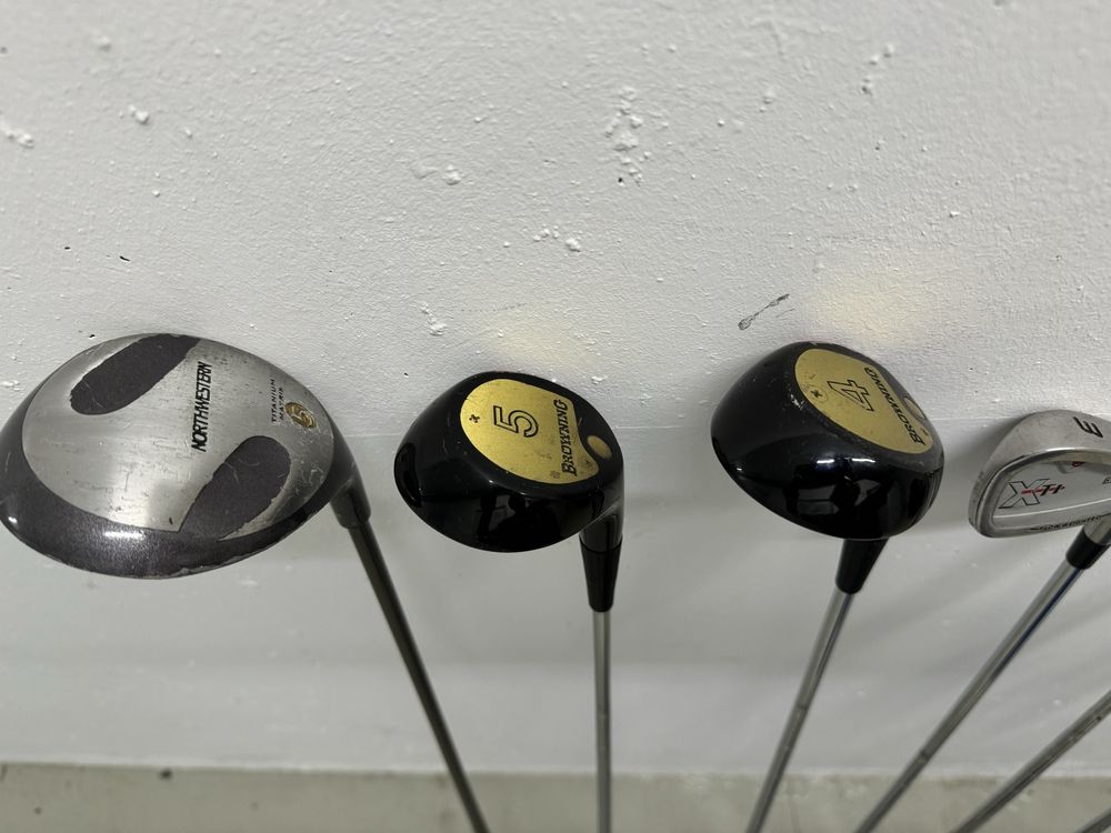 Saco de Golfe Marca Top Flite com 10 Tacos e 3 Madeiras