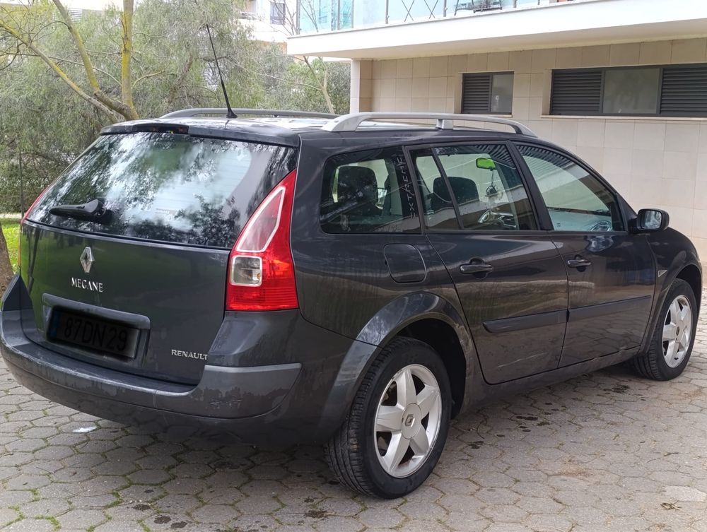 *Renault Megane*