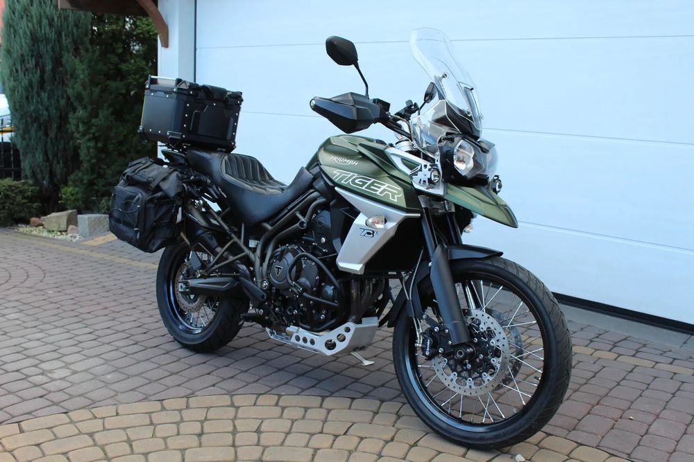 Triumph Tiger 800 XCX tylko 25tys.km NOWE OPONY Kufry Halogeny SUPER STAN