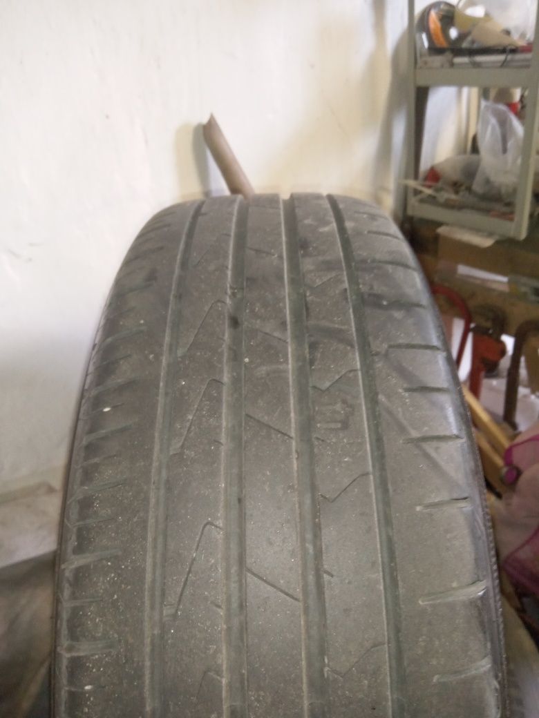 Шини на дисках Hankook 4шт. 195/65 r15