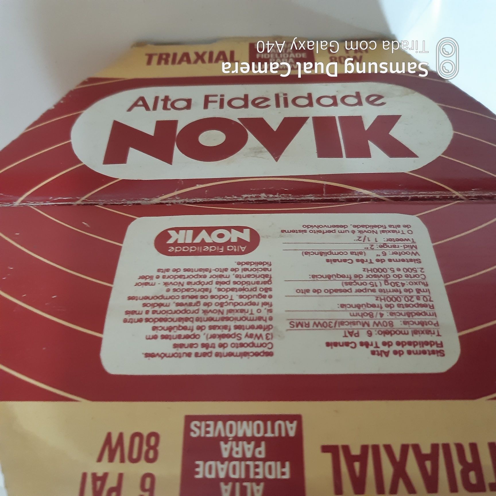 Par colunas triaxiais Novik 80 W