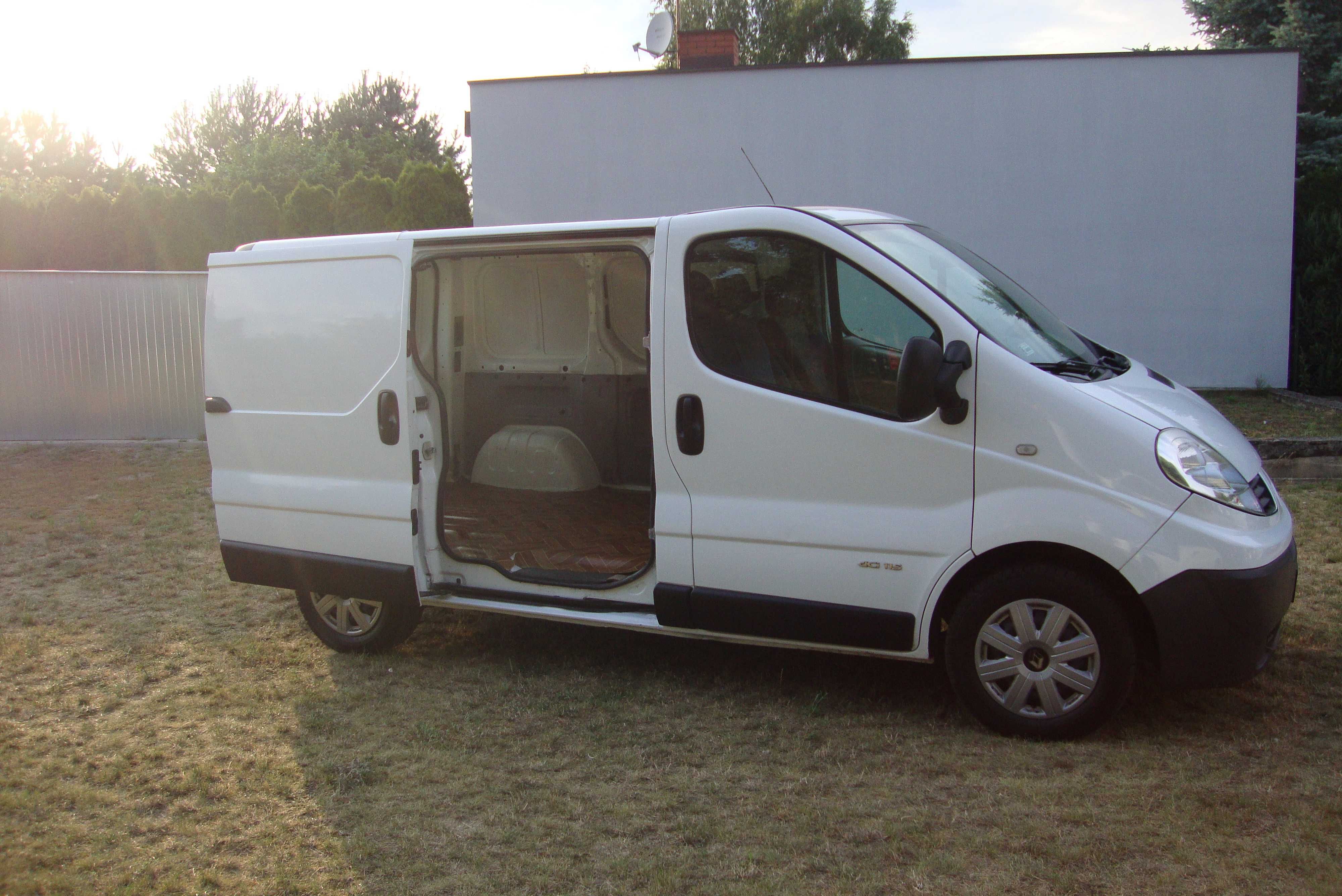 Renault TRAFIC, 3-osobowy, L1H1, SUPER STAN, Możliwa zamiana