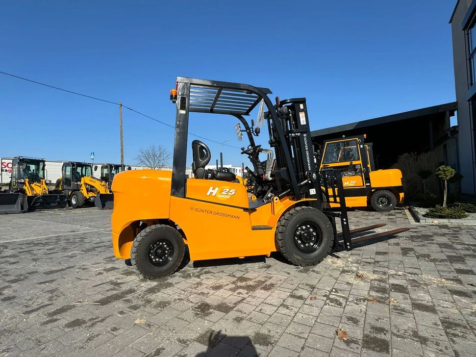 Günter Grossmann Wózek widłowy 2,5T Triplex  Wózek widłowy Gunter Grossmann 2,5T Triplex. Nowy