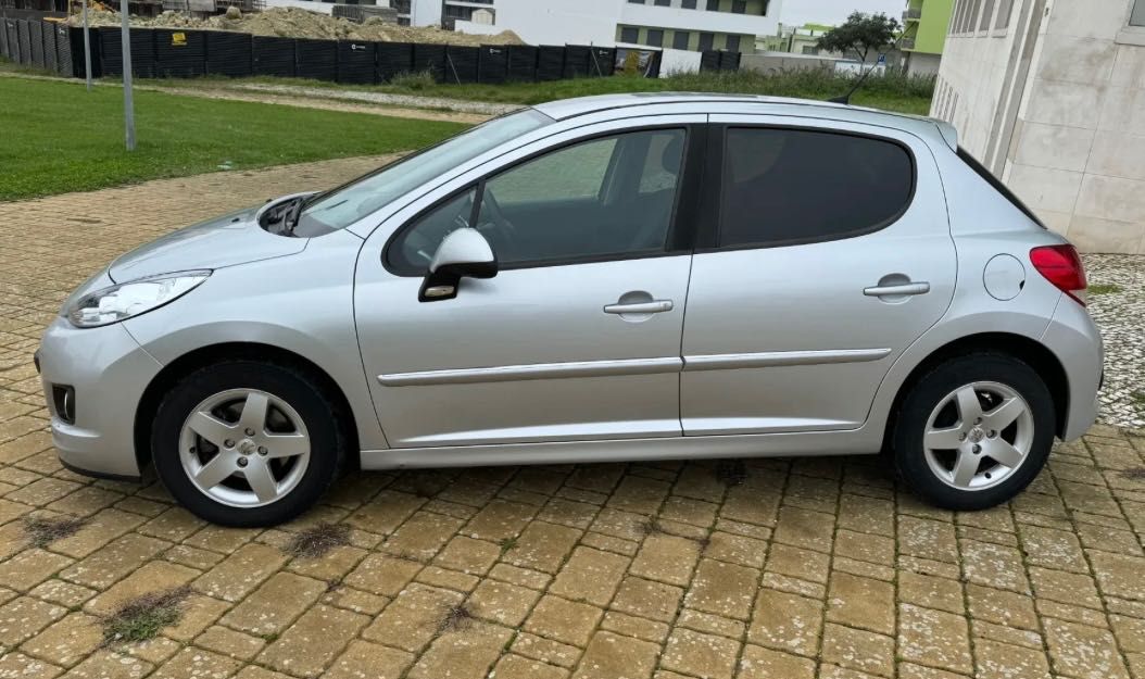 Peugeot 207 1.4 16V trendy