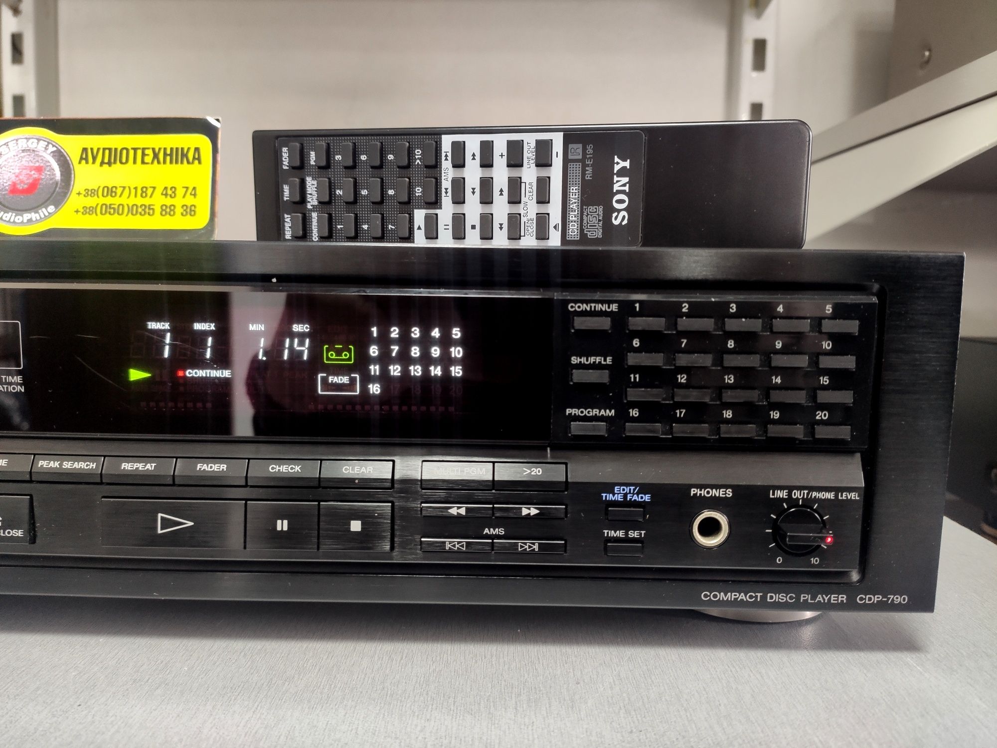 Sony CDP-790. CD Player. ЦАП CXD2552Q. Пульт! JAPAN.