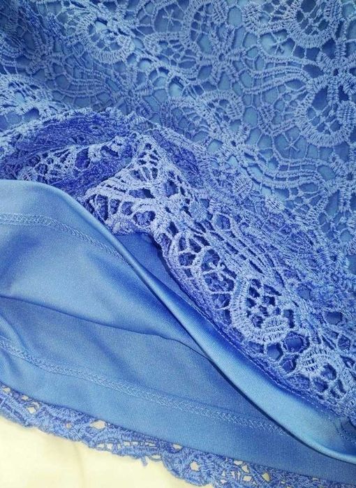 Reserved Sukienka z koronką i podszewką r. 34/36