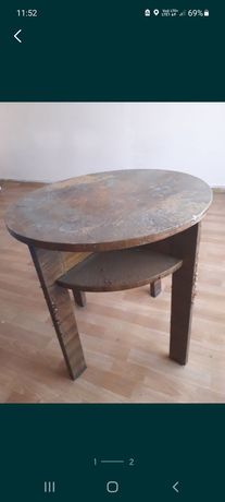 Stary stolik ponad 100lat drewno do salonu z półkami do renowacji