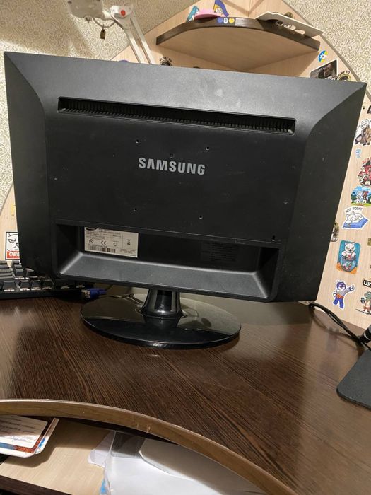 Монітор  samsung 2253bw
