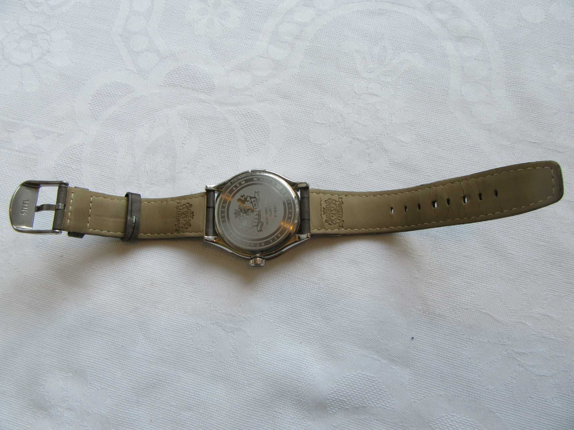 "FESTINA" (F16573) - Pouco uso - Bom estado
