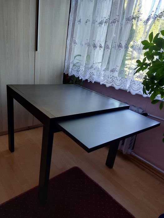 Stół rozsuwany o wymiarach 85×85
