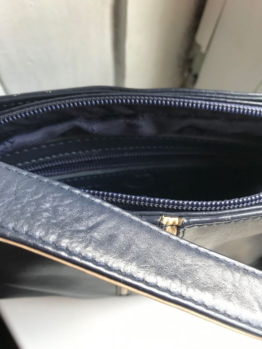 Сумка багет кожа