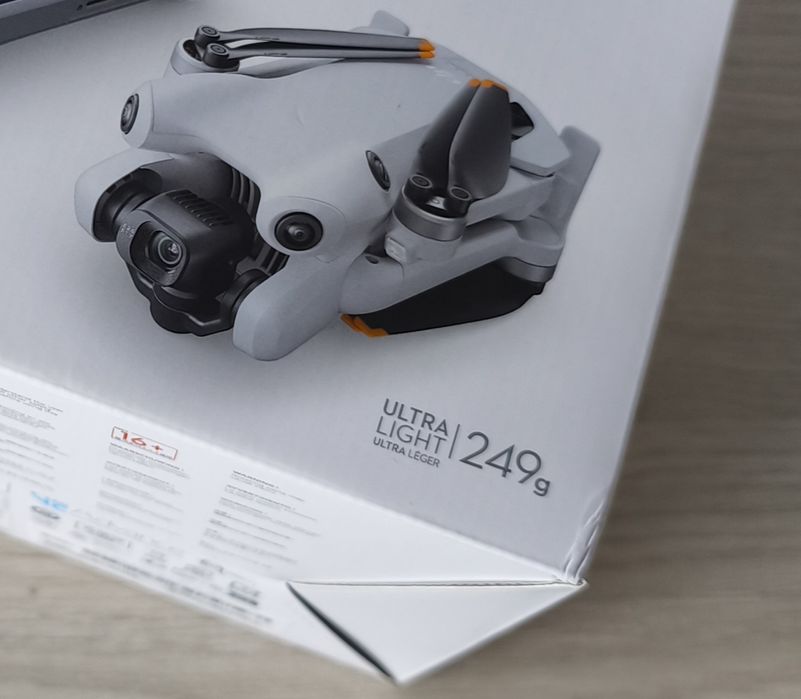 DJI Mini 4 Pro NOWY z DJI Care na 2 lata, filtrami i walizką