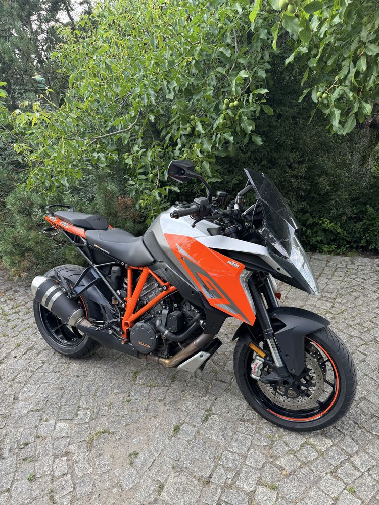 KTM Super Duke 1290 GT