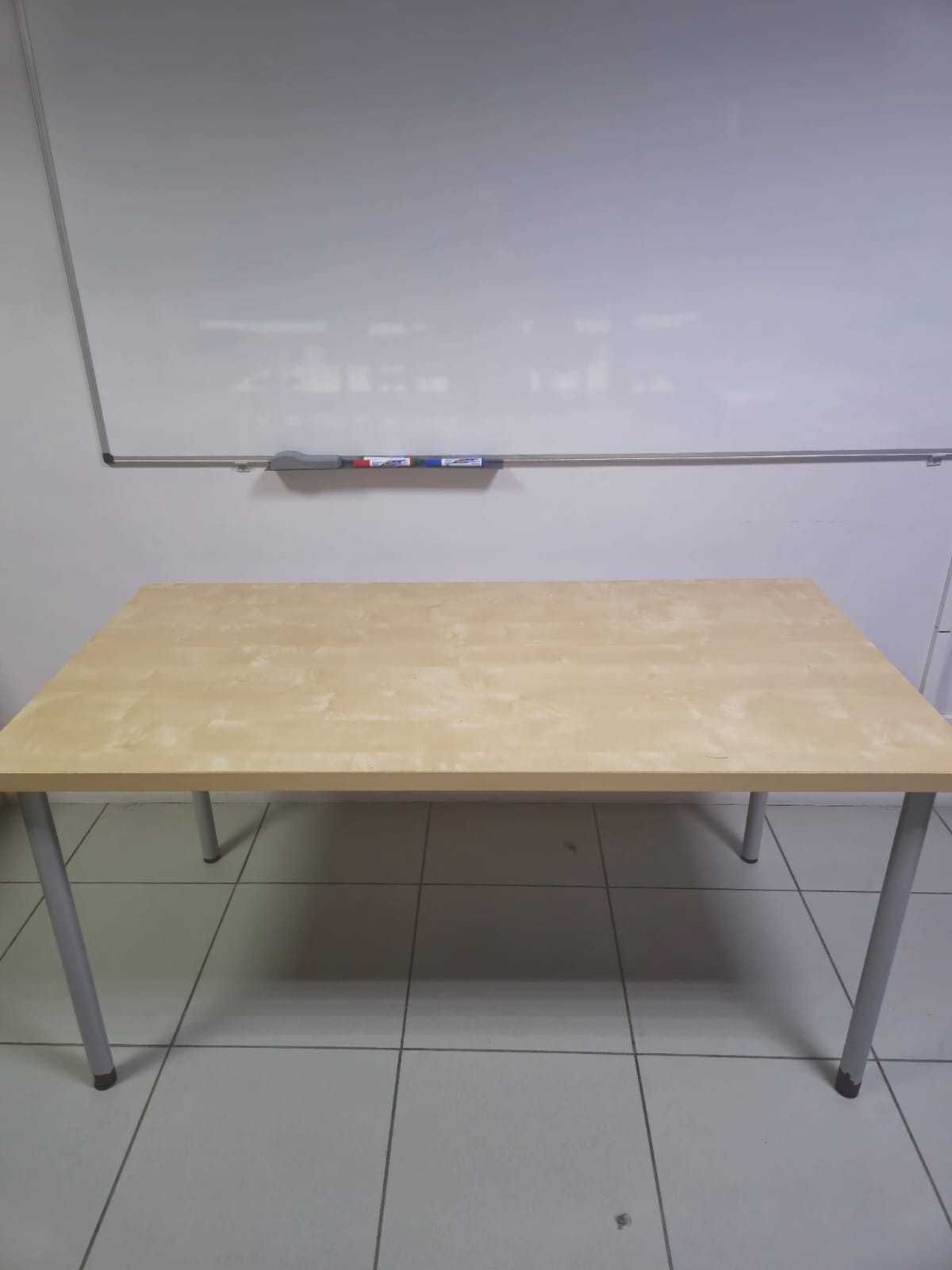 Mesa de escritório
