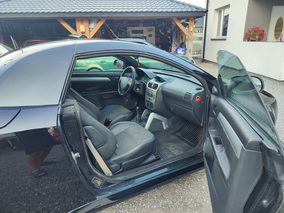 Opel Tigra Cabrio. Twardy dach całoroczny.Klimatyzacja.Ładny. Zamiana