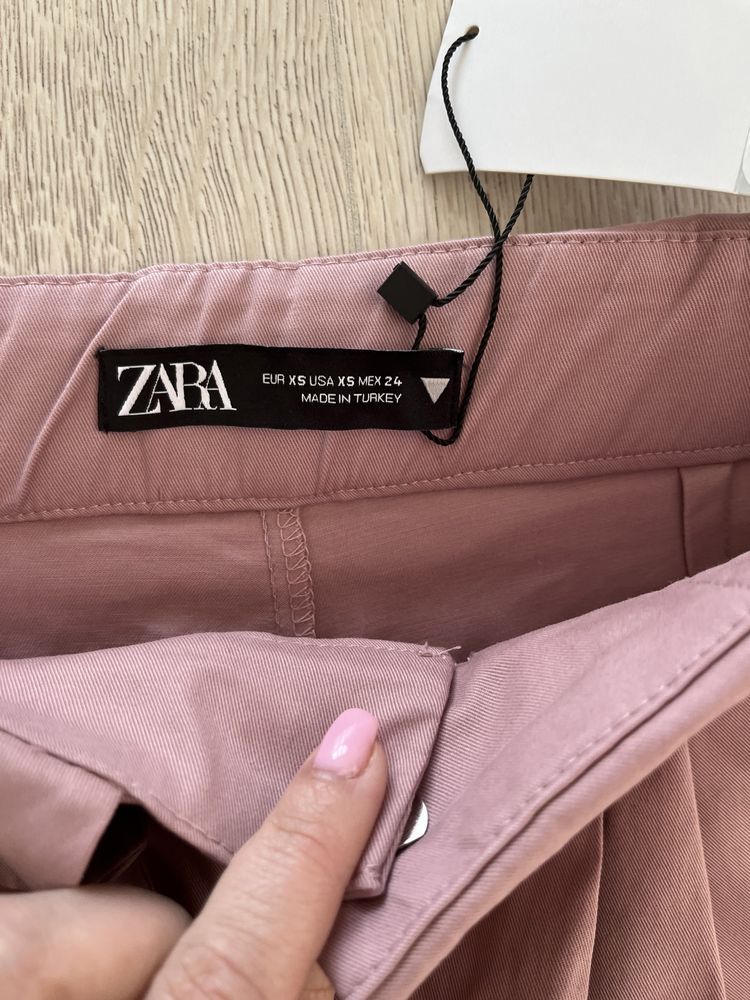 Шорти Zara , розмір XS