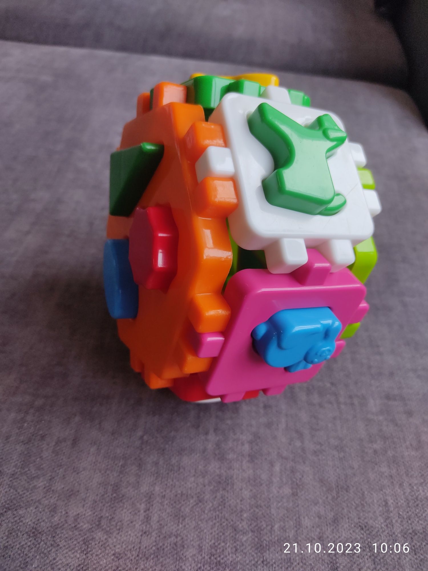 Іграшка сортер шестигранний для дрібної моторики