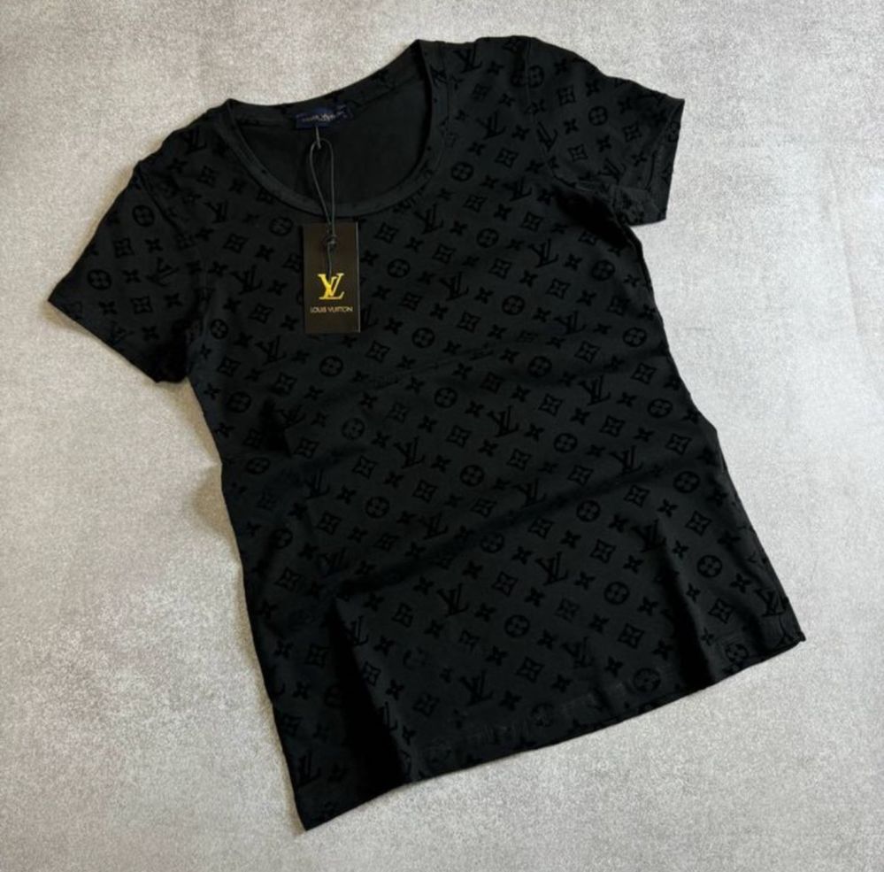 MEGA SALE! Женская базовая футболка Louis Vuitton черного цвета S-XXL