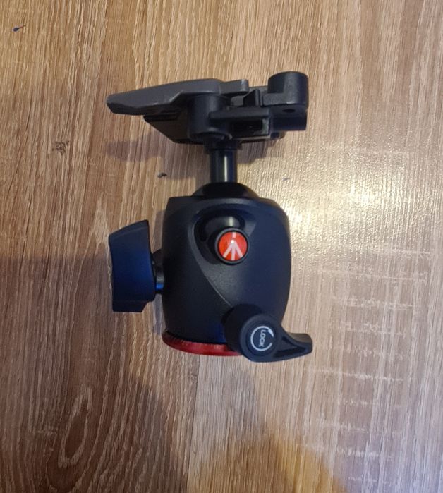 Manfrotto MT190 CXPRO4 + MGXPRO-BHQ2