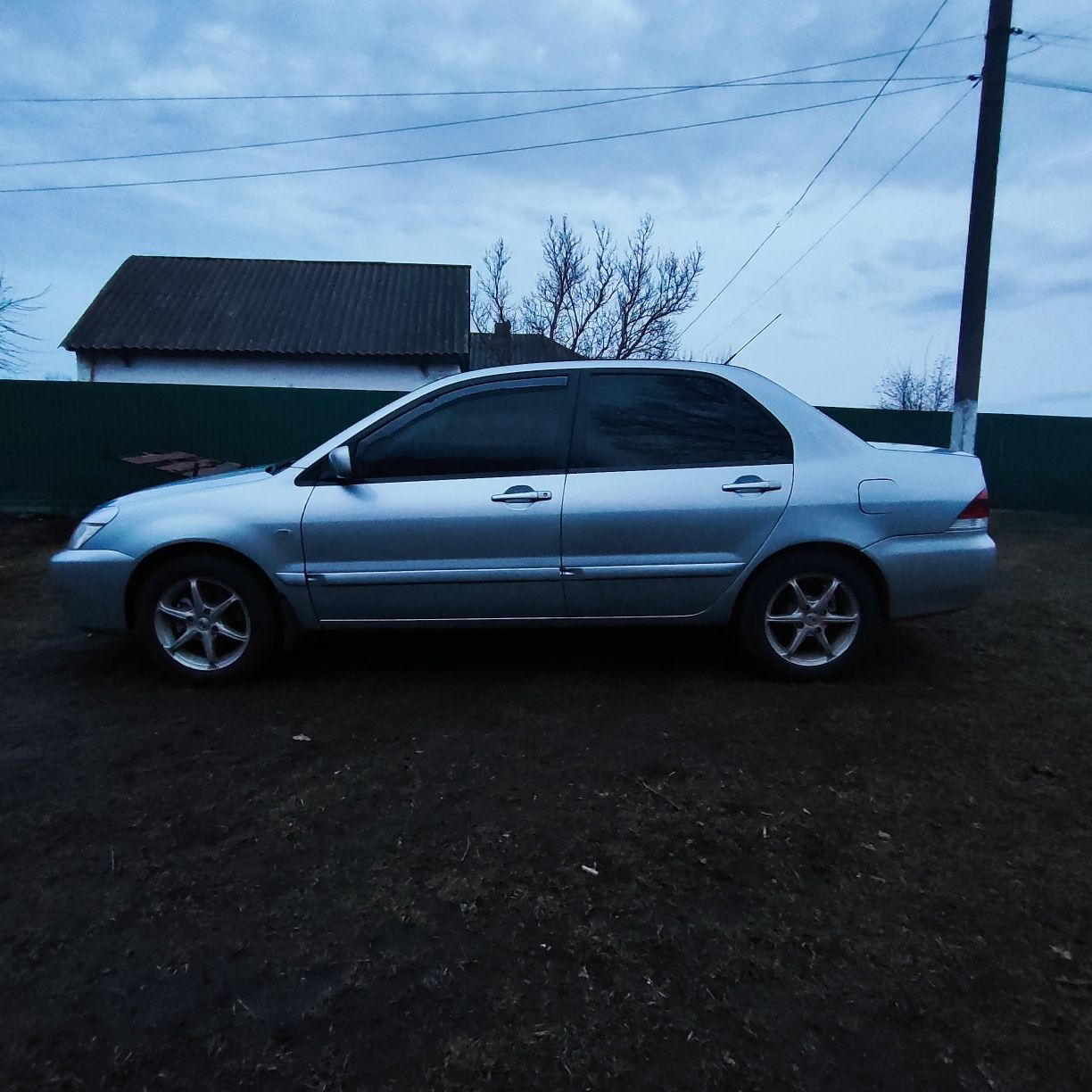 Продам Mitsubishi lancer 9