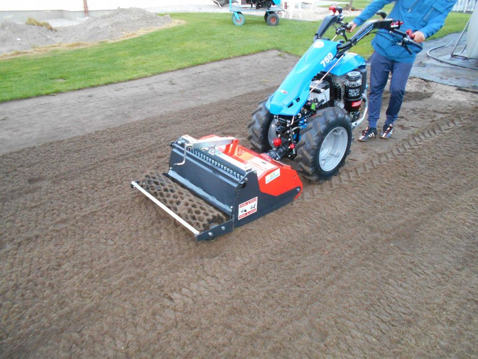 Wypożyczalnia Glebogryzarka separacyjna  profesionalny siewnik Wynajem