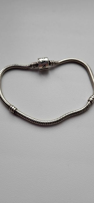 Поверну срібний браслет