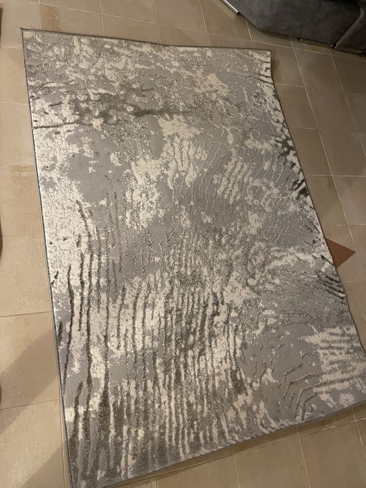 Carpete mini cinza