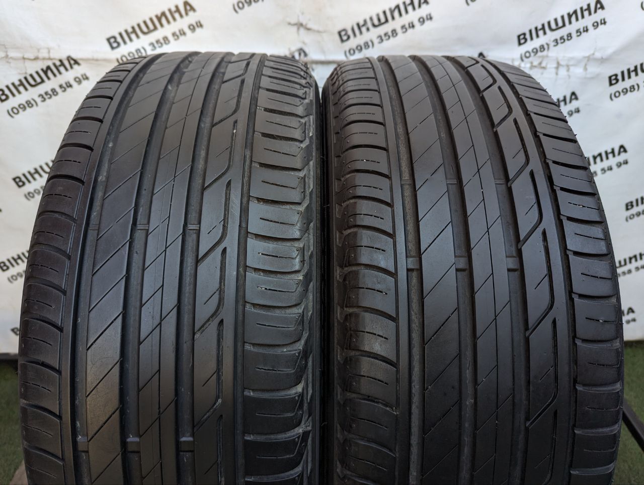 Шини 215/50 R 18 Bridgestone Turanza T001. Літо пара. Колеса склад.