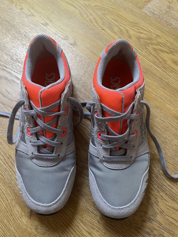 Sapatilhas cinzentas Asics - Mulher