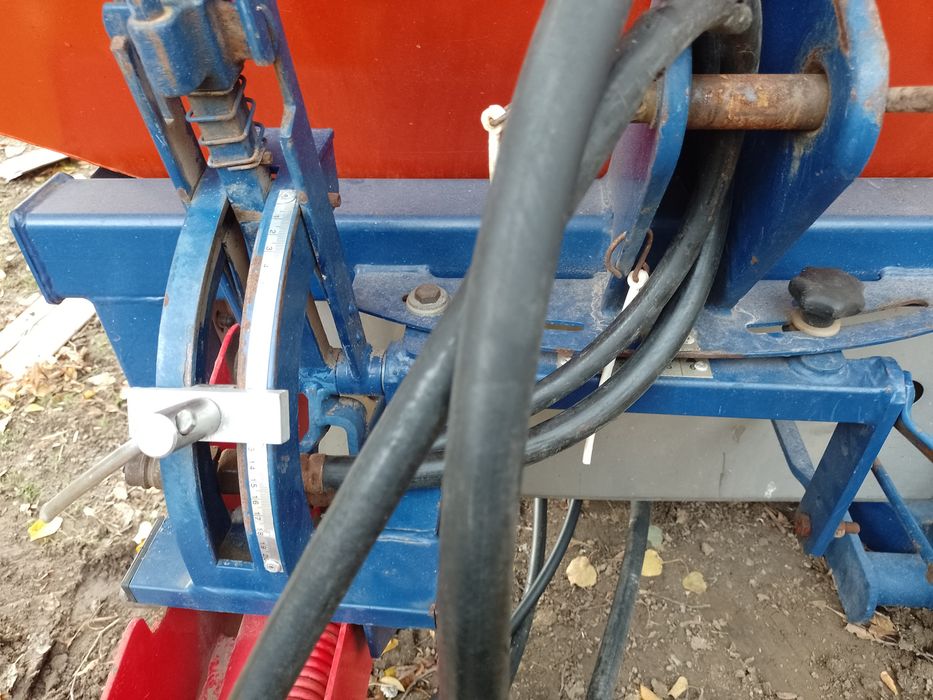Rozsiewacz nawozów amazone