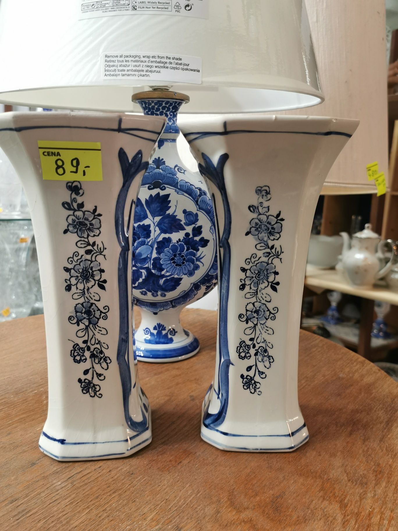 Wazon hand painted delft