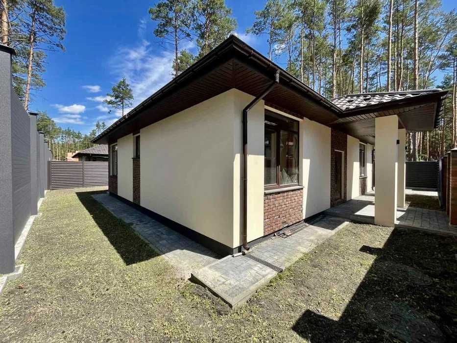 Одноповерховий цегляний, утеплений будинок в Лісовій Бучі.