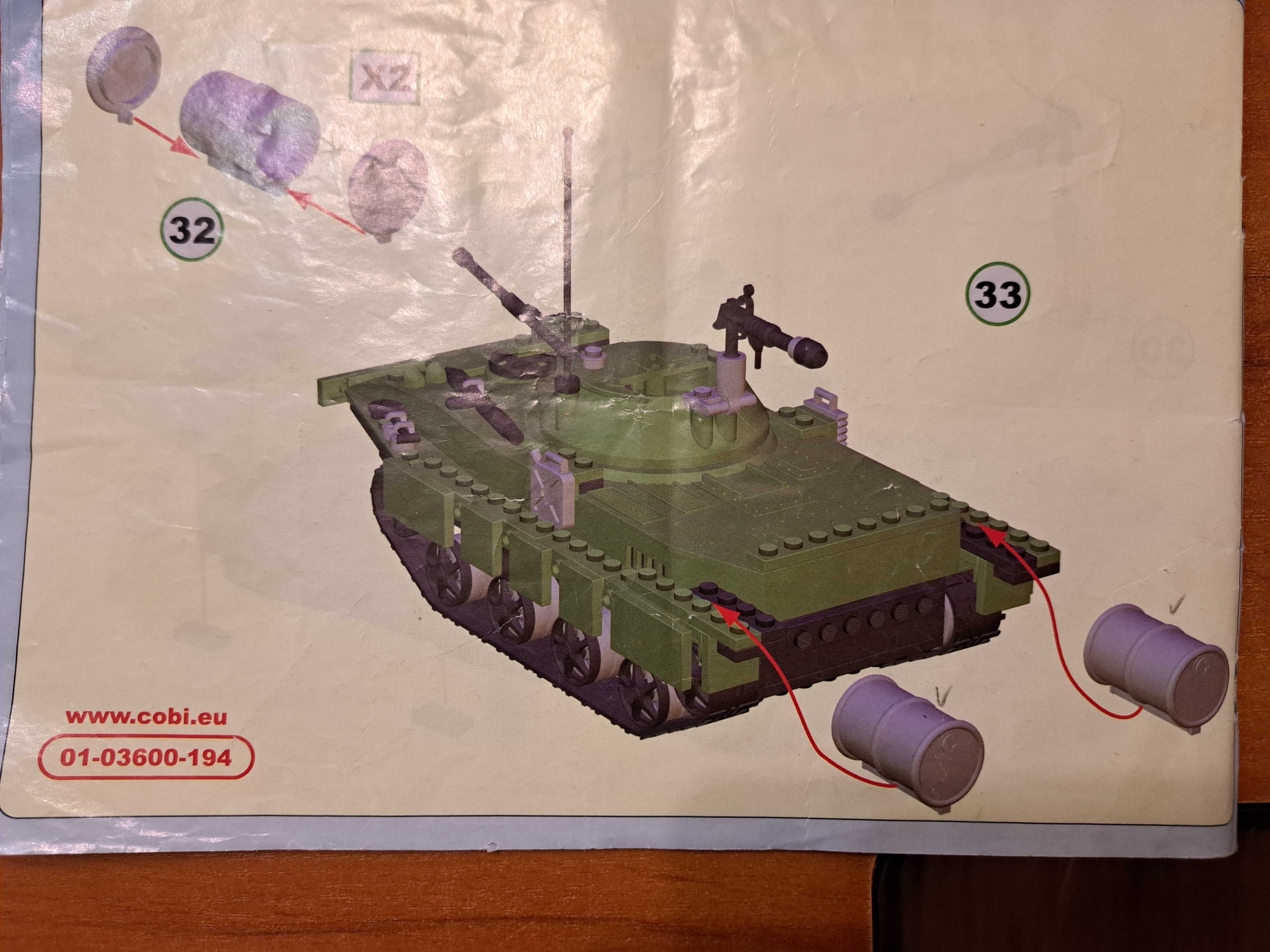 Cobi zestaw klocków nr 2411 i 3600 samolot i czołg