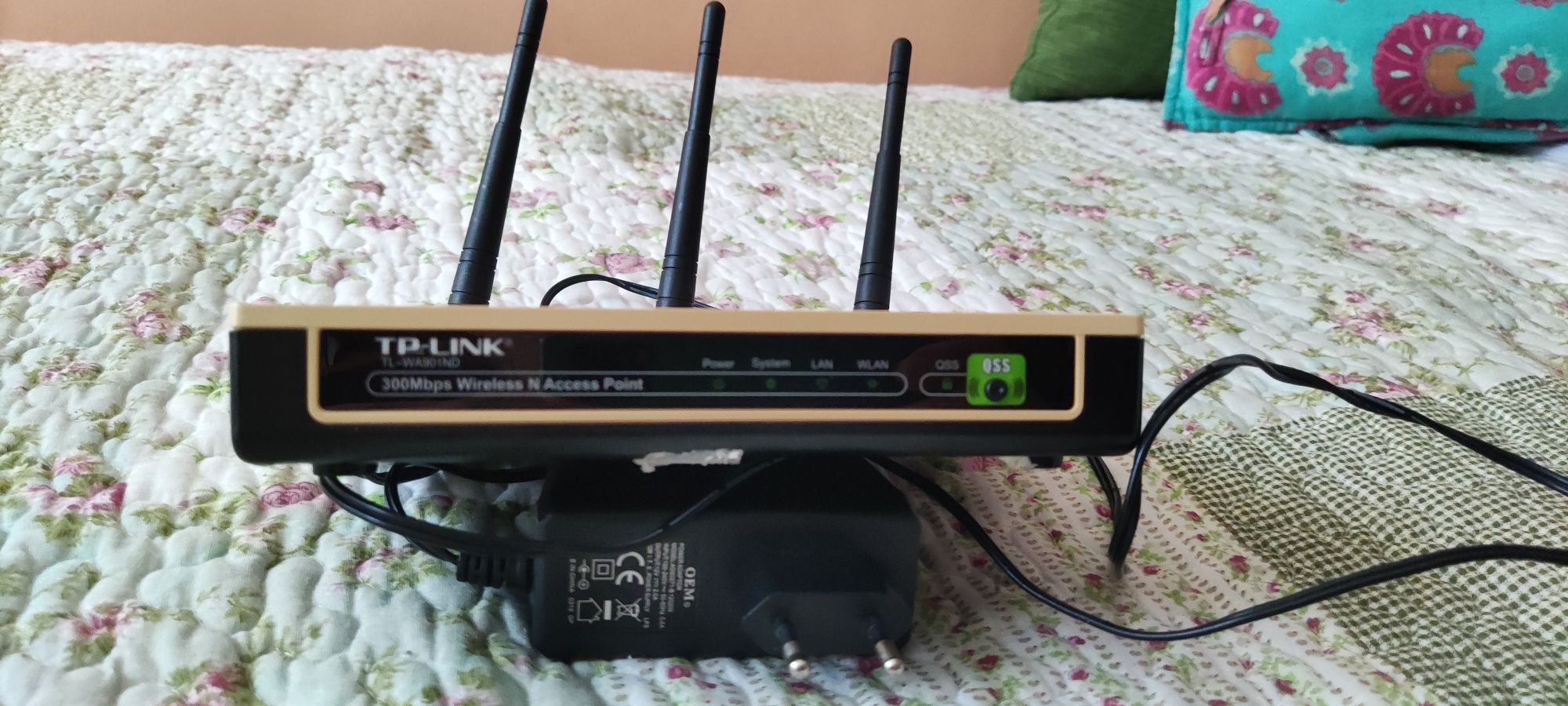 Repetidor de hi-fi TP link, com muita potência