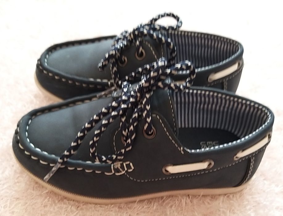 Sapatos menino n° 27