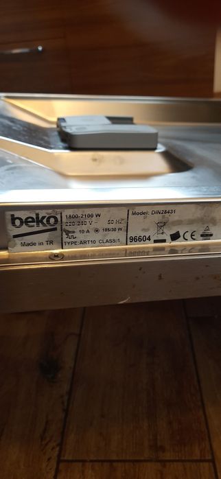 Uszkodzona zmywarka Beko Din 28 431