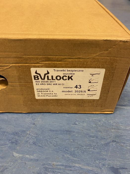 Trzewiki  robocze wysokie BULLOCK 43