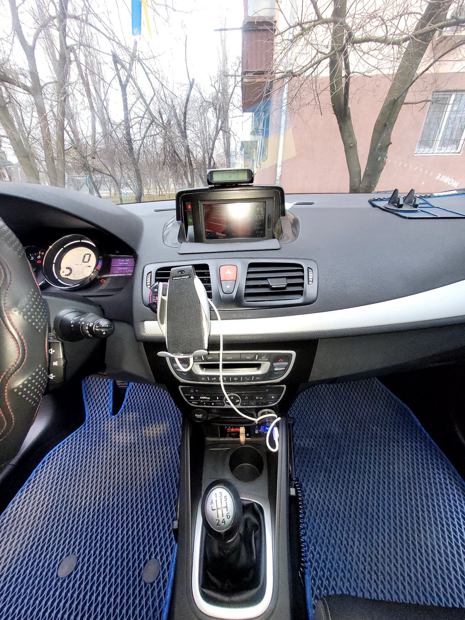 RENAULT MEGANE 3 1.4 бензин