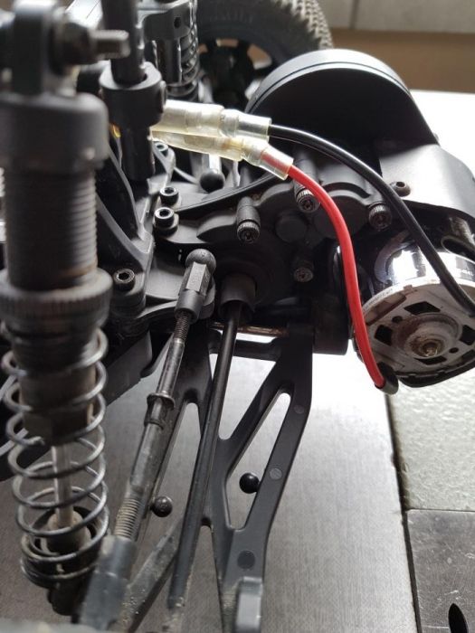 E-firestorm Hpi Rc 1:10 model dyferenciał
