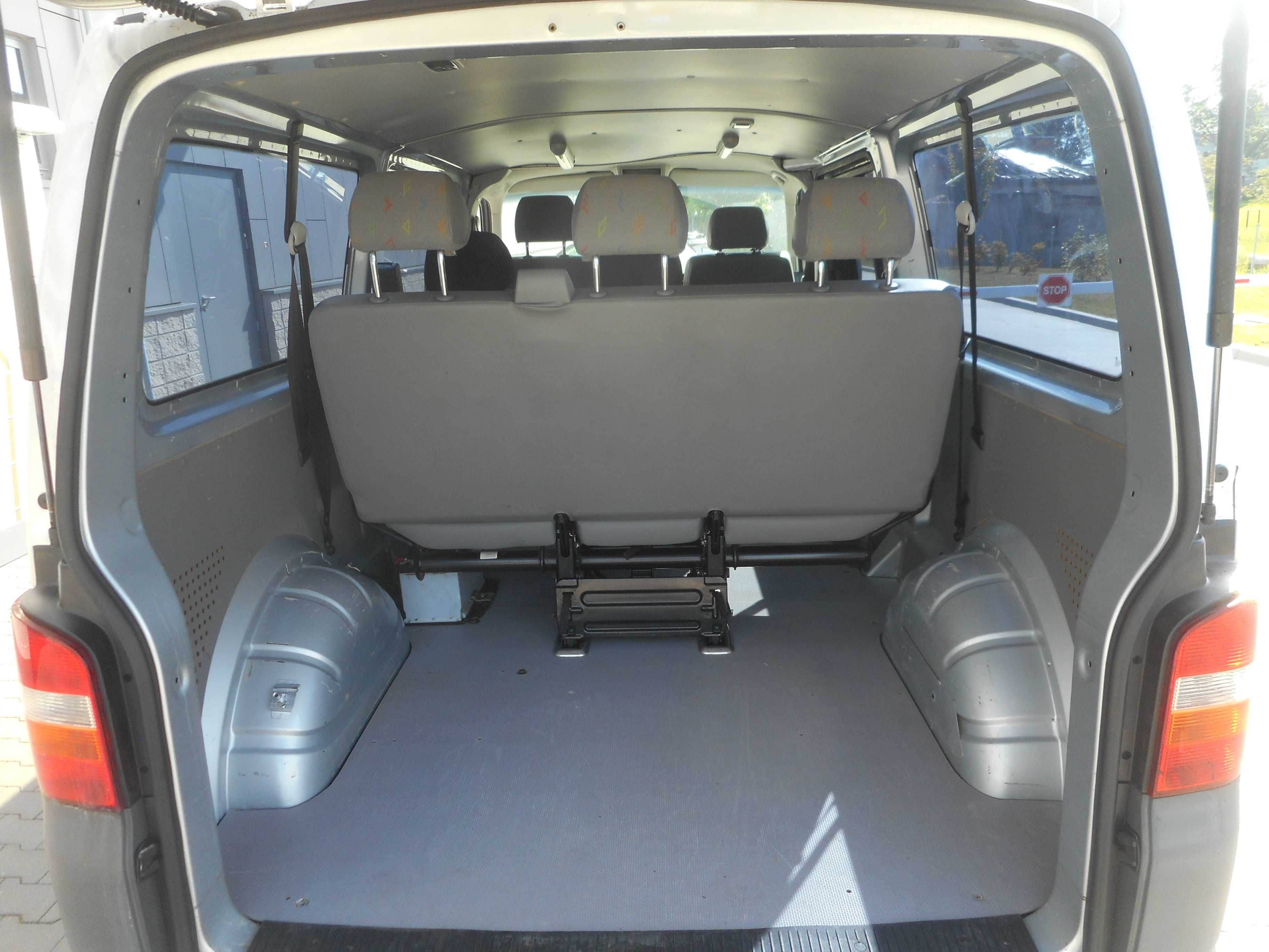 VW TRANSPORTER 2,5 TDI 130 KM 7-osobowy, z Niemiec, zadbany, idealny