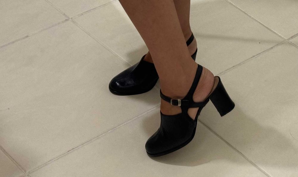 Sandálias azul escuro 36