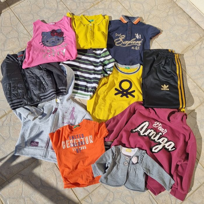 201 peças de roupa de criança de todas as idades em ótimo estado, idea