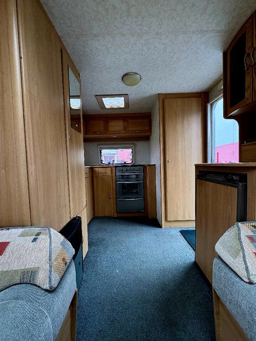 Кемпер будинок на колесах причіп дача караван Lunar хата на колесах